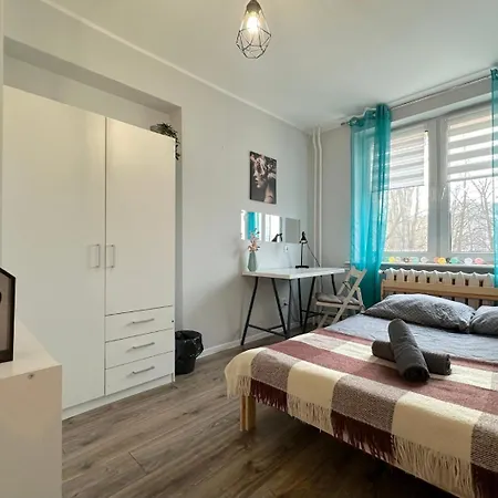 Alloggio in famiglia Lovely - Peaceful Retreat, 2 Minutes To Old Town Danzica